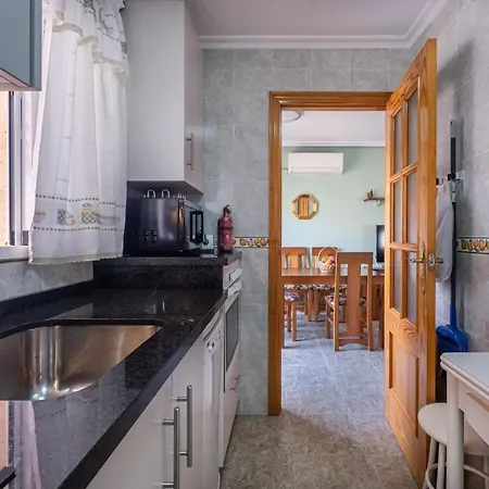 ático Familiar 3/4px Con Terraza Y Parking En Torrevieja